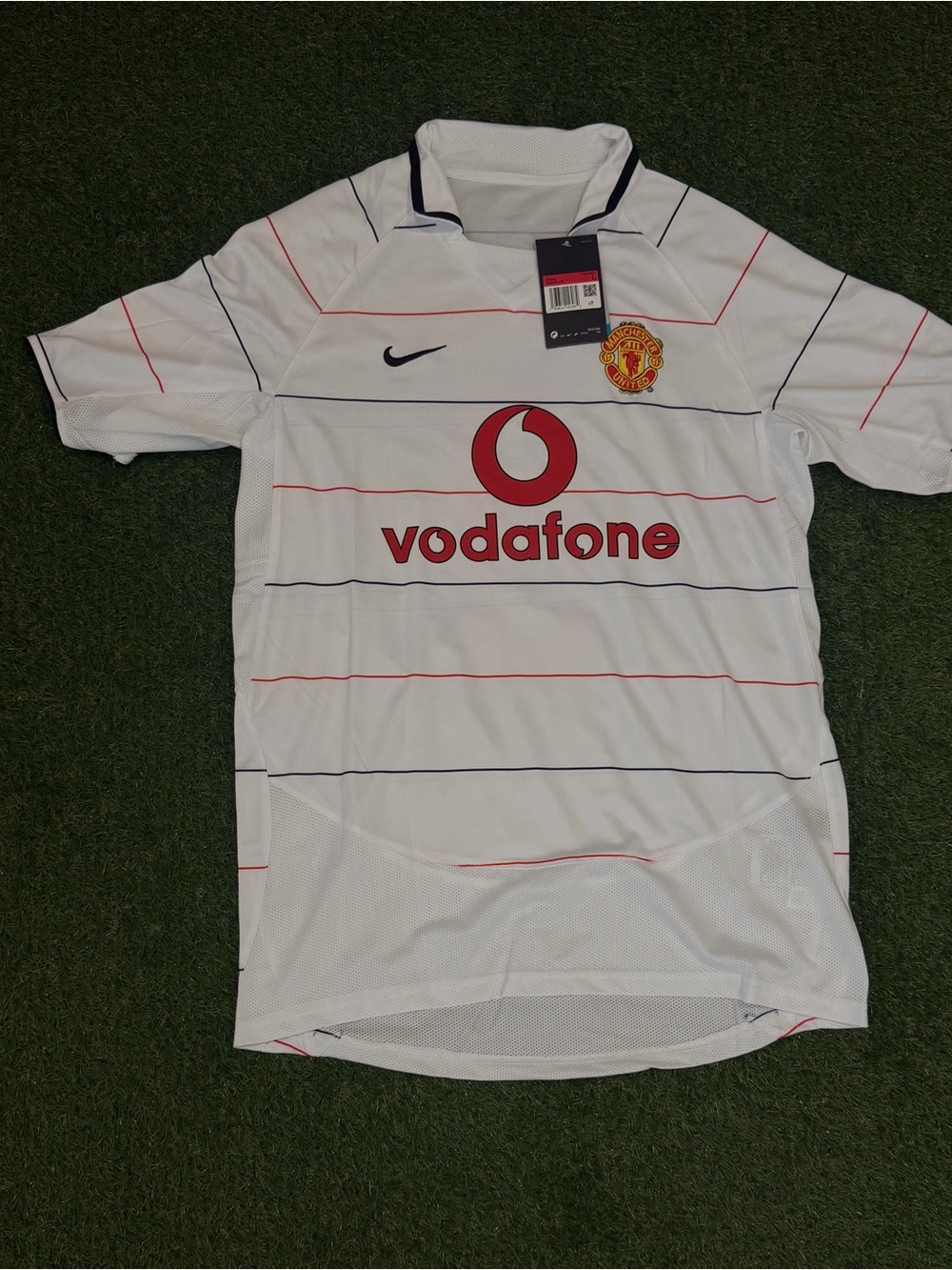 Nike White Men's Football Jersey with Red and Navy Accents